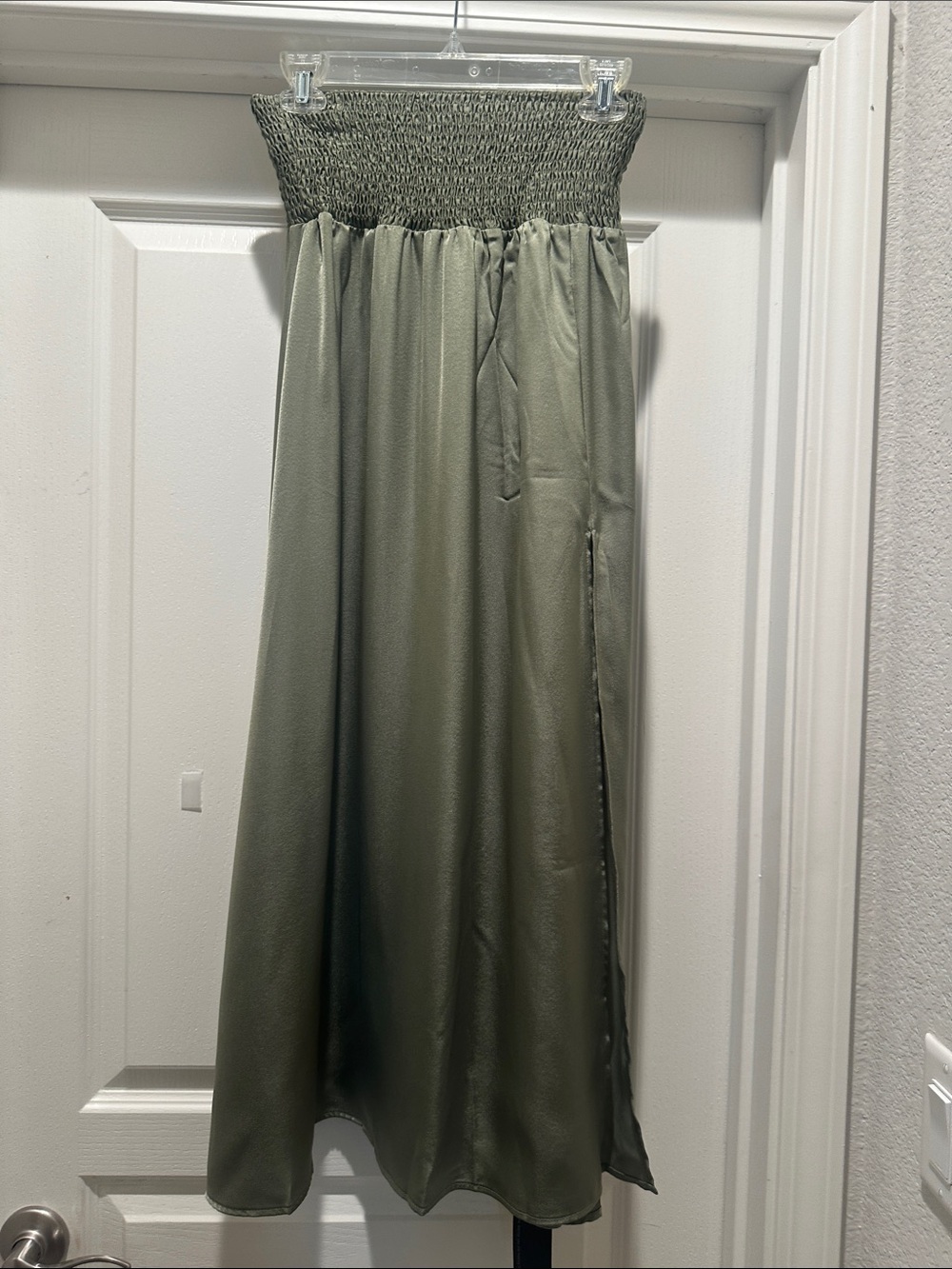 Smocked Waist Midi Skirt in Olive Green Medium